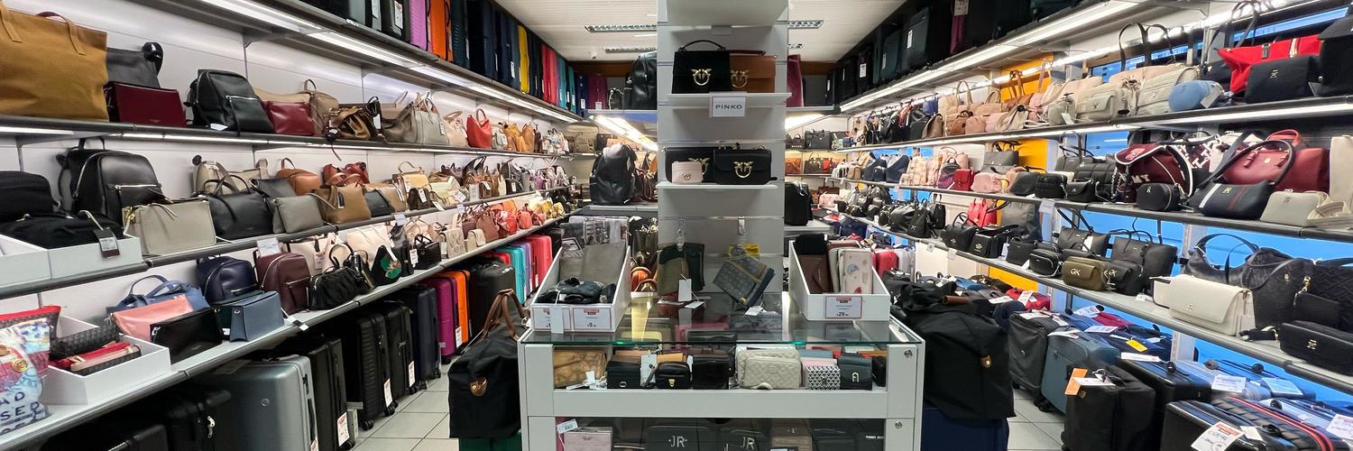Interno Le Sac Outlet Via Carnevali 13 - Milano